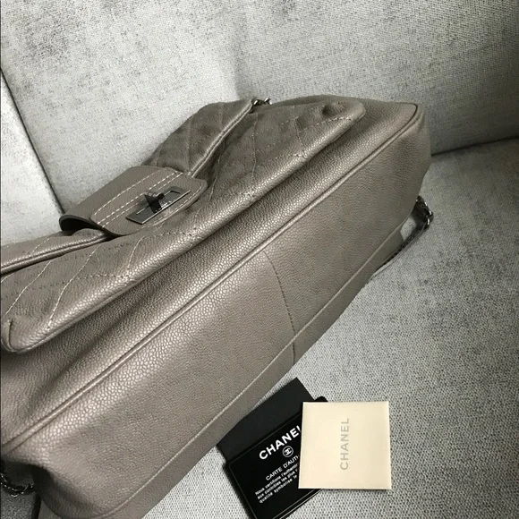 Chanel shoulder bag in grey caviar - Picture 5 of 16